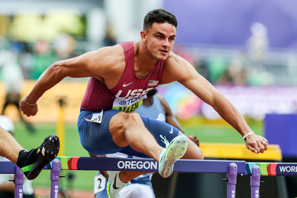 Devon Allen focuses on Eagles after world track disqualification